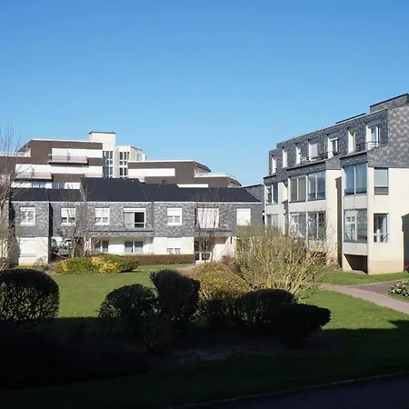 Et La Tres Proche Apartment